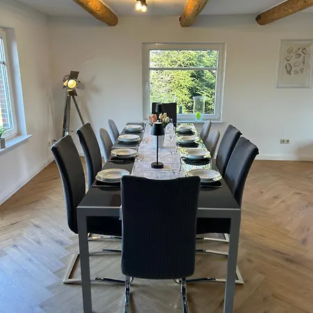 Дом отдыха Aussergewoehnliches Nordsee-ferienhaus Fuer Bis Zu 10 Personen - Ruhe, & Gemuetlichkeit Blomberg (Lower-Saxony)